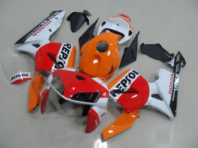 05-06 Repsol CBR600RR Motorcycle Fairing 05-06 Repsol CBR600RR Motorcycle Fairing